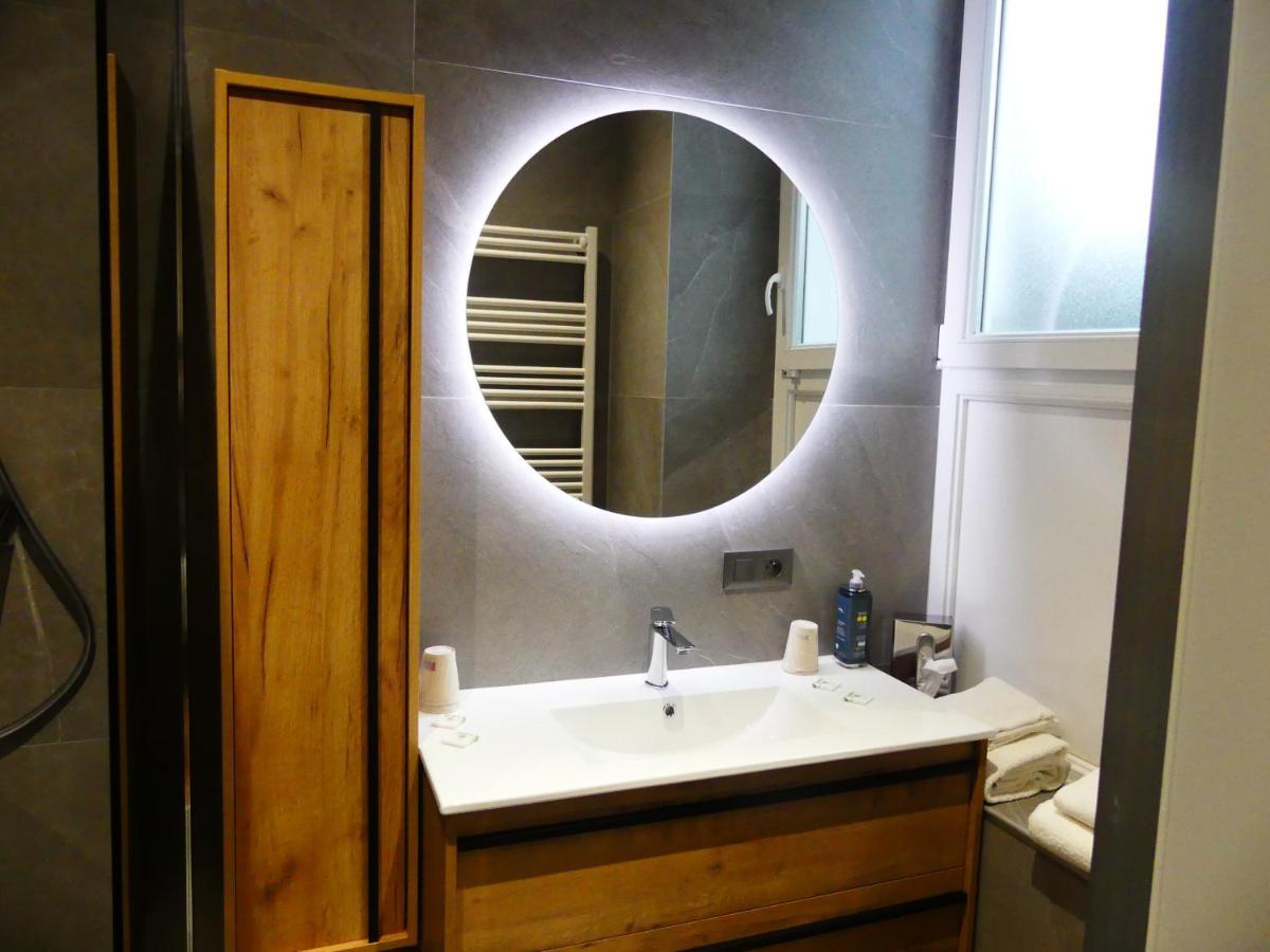 Logis Hotel Des Bains Gerardmer Bagian luar foto