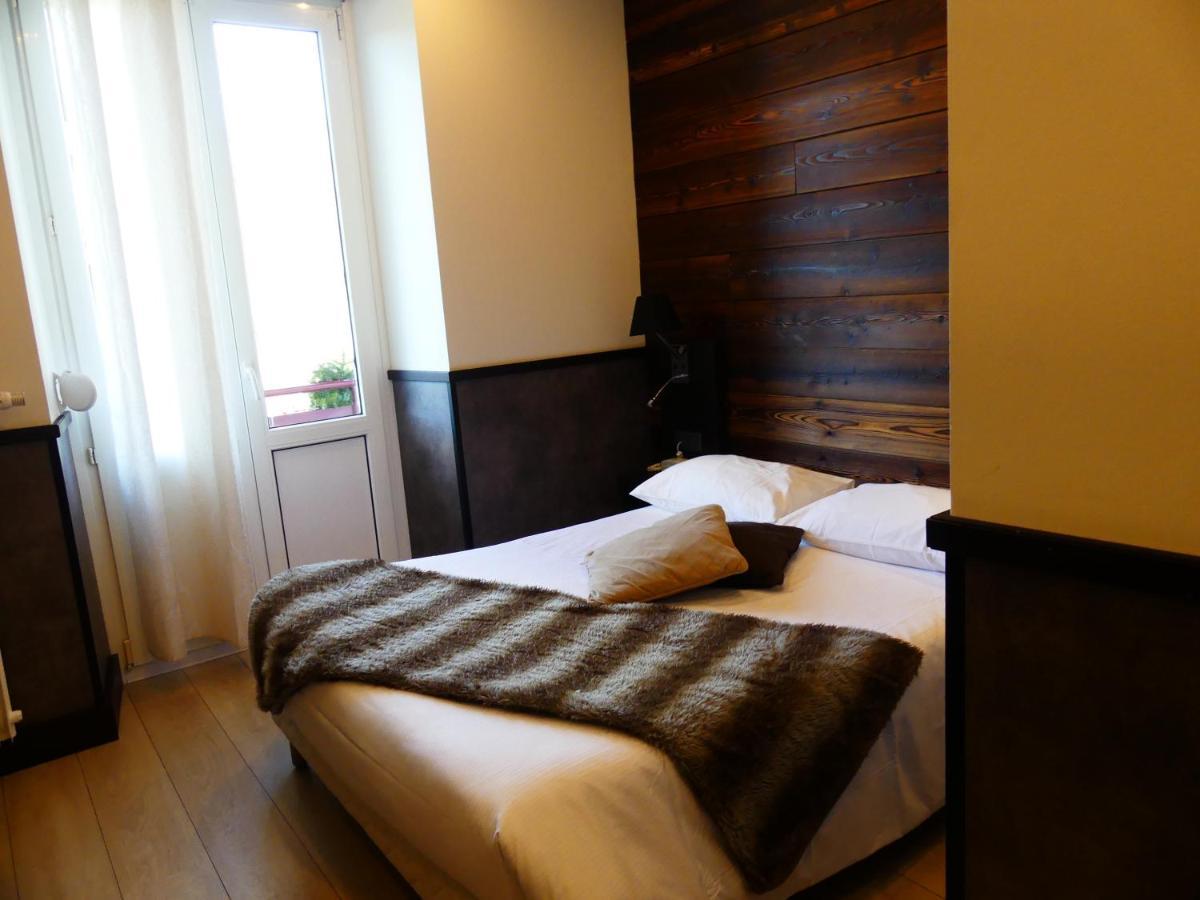 Logis Hotel Des Bains Gerardmer Bagian luar foto
