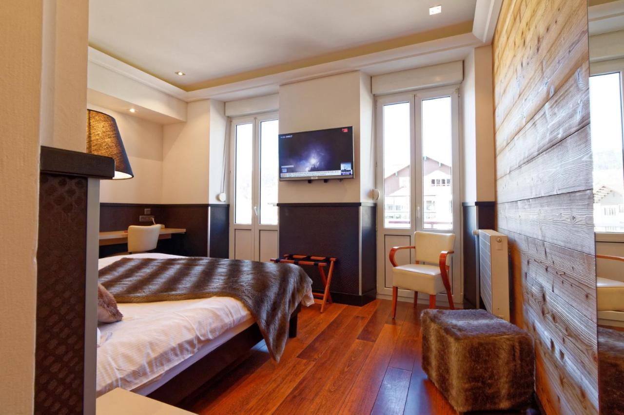Logis Hotel Des Bains Gerardmer Bagian luar foto