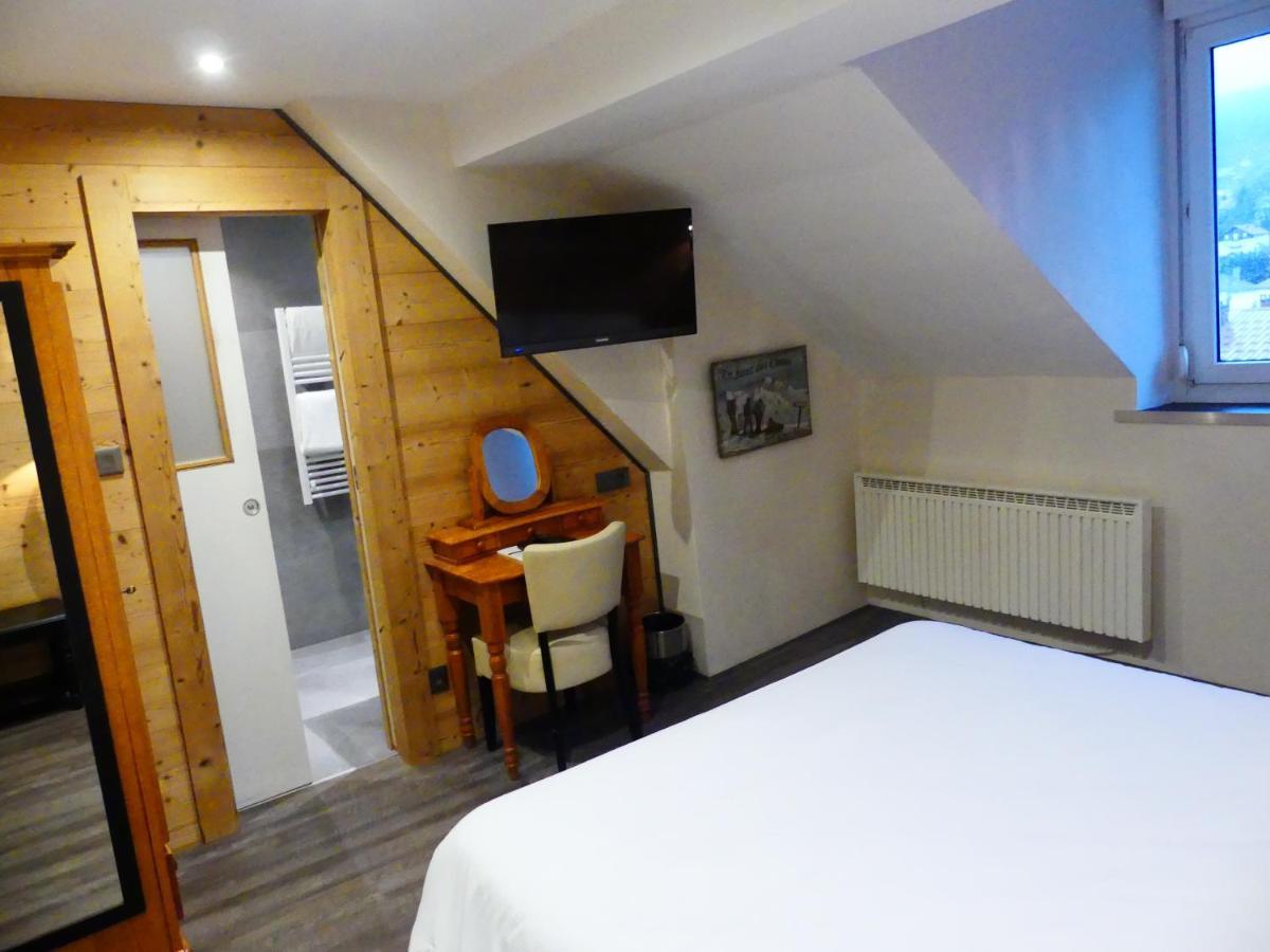 Logis Hotel Des Bains Gerardmer Bagian luar foto