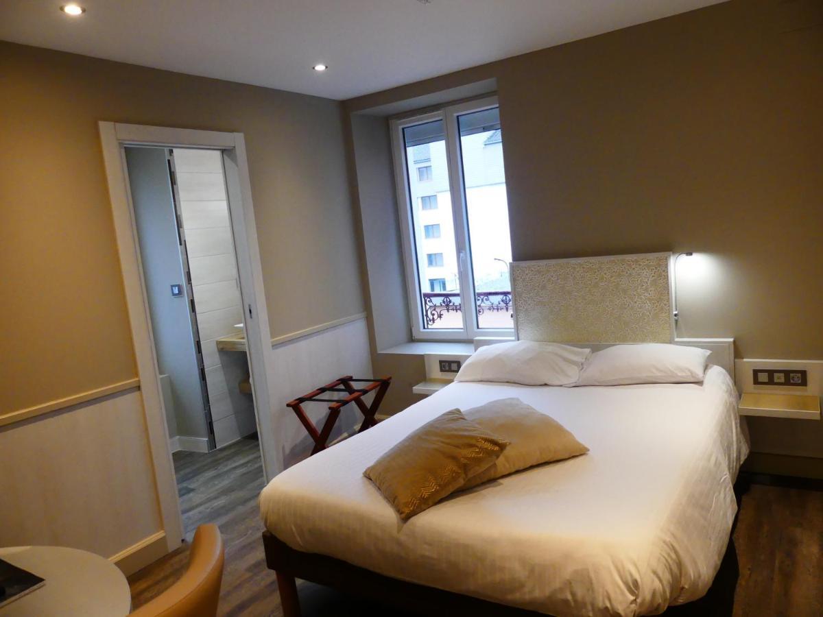 Logis Hotel Des Bains Gerardmer Bagian luar foto
